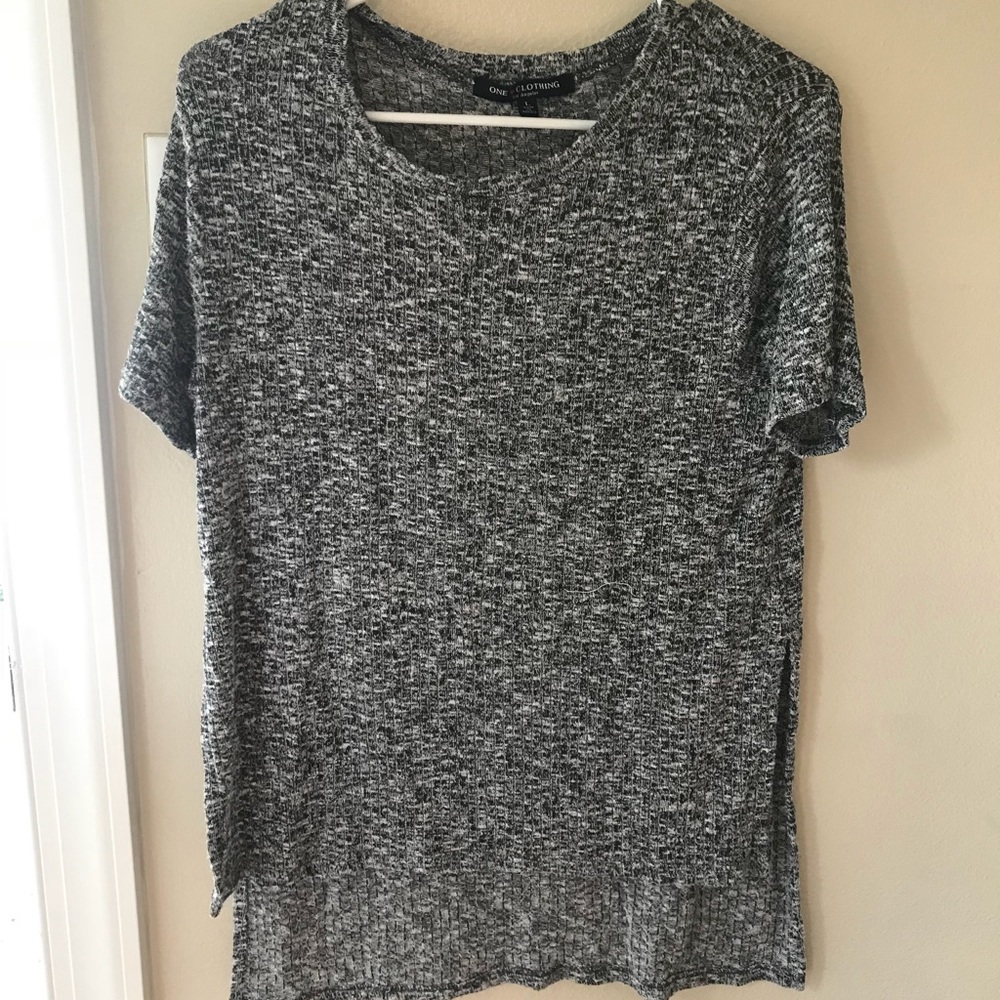 Heather gray one clothing Los Angeles shirt sz L